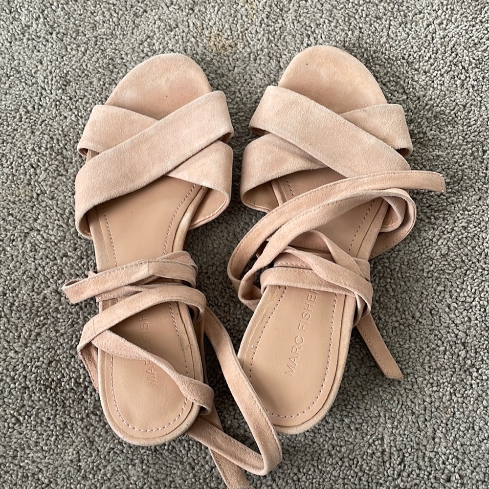 Marc Fisher Finlie sandals